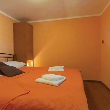 Matija Rebici- Cozy Getaway With Jacuzzi & Kid's Playground Apartment Rebici